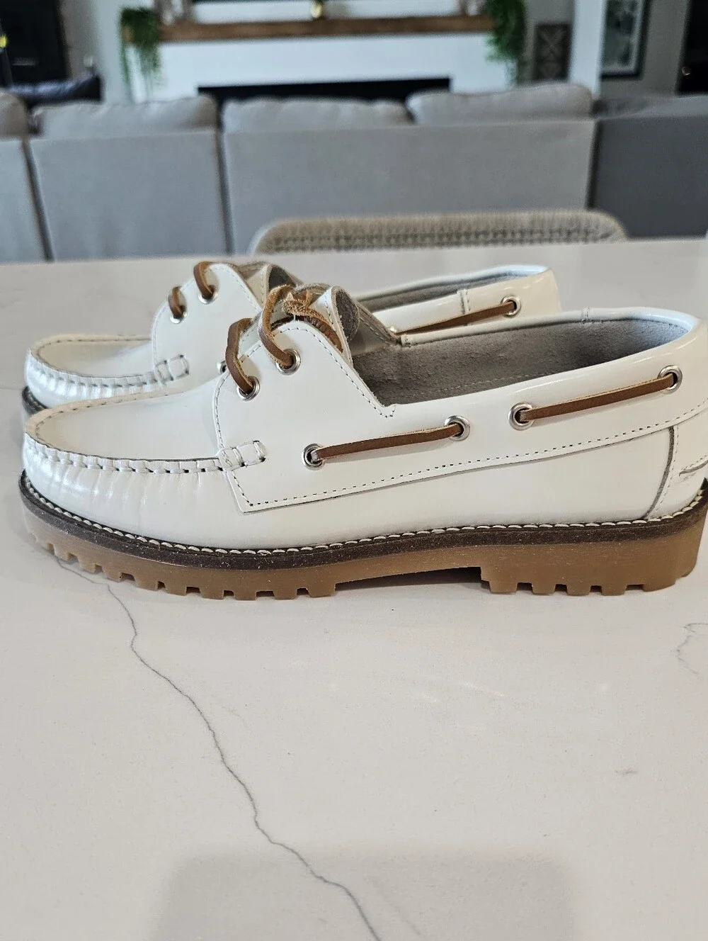 Anthropologie White Leather Boat Shoes w/Brown Trim Women's Size 8.5 NWOB